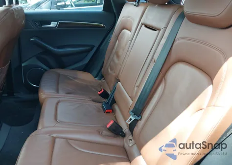 2010 Audi Q5 3.2 Premium z USA, uszkodzony, nr VIN WA1LKAFP4AA113036